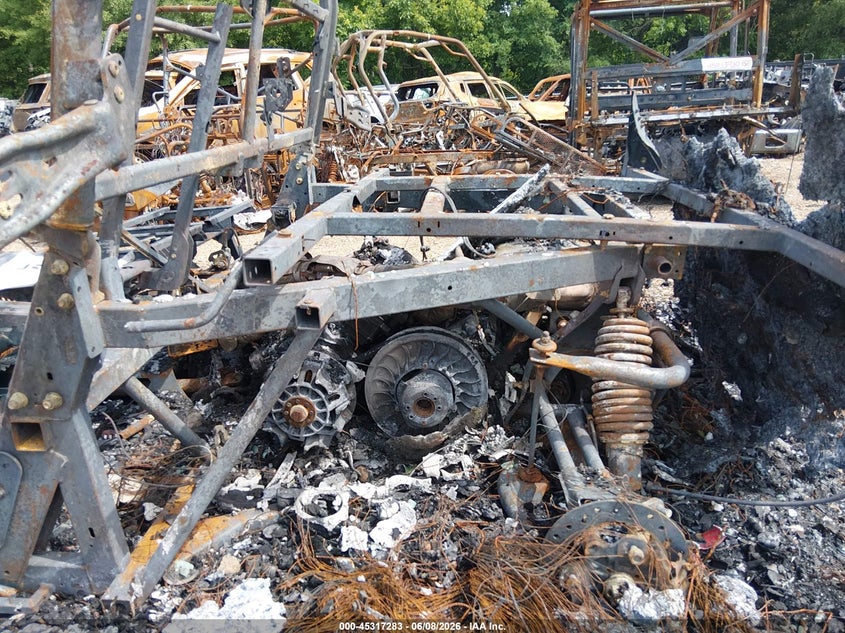 2024 Can-am/ brp Traxter VIN 3JBUVAX44RK008533 IAAI salvage auction — ENGINE BURN, Junking Certificate (Mississippi), sold $5 on 2026-07-26 (photo 9)