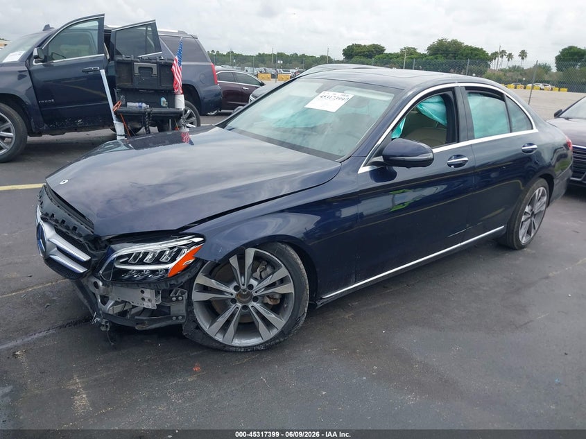 2019 Mercedes-benz C-klasse VIN 55SWF8DBXKU291080 IAAI salvage auction — RIGHT SIDE, Wait Title, sold $25 on 2026-08-04 (photo 2)