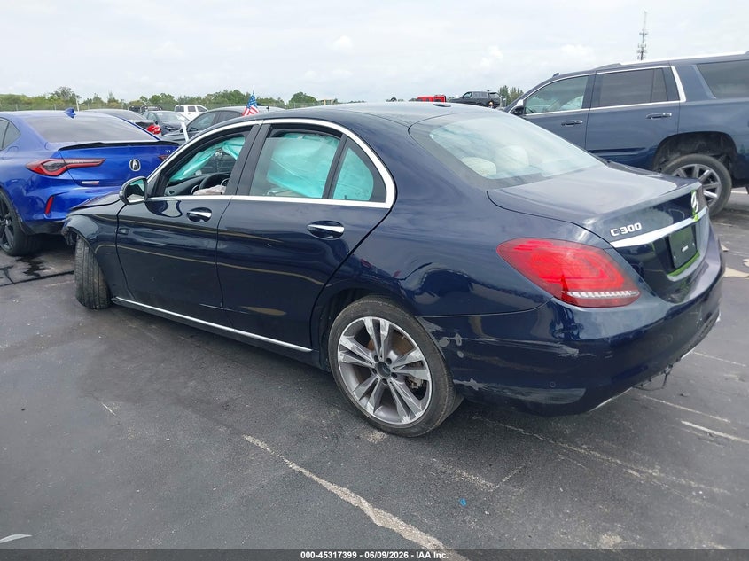 2019 Mercedes-benz C-klasse VIN 55SWF8DBXKU291080 IAAI salvage auction — RIGHT SIDE, Wait Title, sold $25 on 2026-08-04 (photo 3)