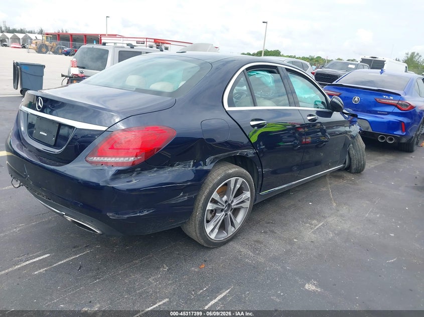 2019 Mercedes-benz C-klasse VIN 55SWF8DBXKU291080 IAAI salvage auction — RIGHT SIDE, Wait Title, sold $25 on 2026-08-04 (photo 4)