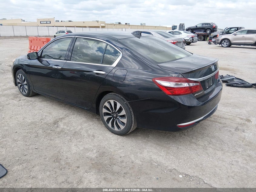 2017 Honda Accord VIN JHMCR6F35HC013312 IAAI salvage auction — HAIL, Salvage (Kansas), sold $5,600 on 2026-07-17 (photo 3)
