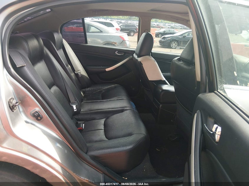 2005 Infiniti G VIN JNKCV51F15M308856 IAAI salvage auction — NORMAL WEAR, Clear (Illinois), sold $425 on 2026-07-22 (photo 8)
