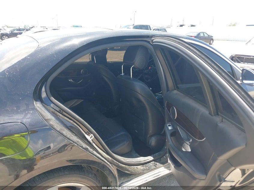2018 Mercedes-benz C-klasse VIN WDDWF4JB0JR422806 IAAI salvage auction — WATER/FLOOD, Salvage Title, sold $4,750 on 2026-08-19 (photo 8)