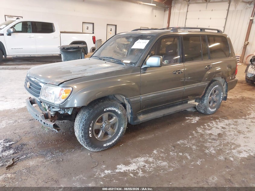 1998 Toyota Land cruiser VIN JT3HT05J3W0006190 IAAI salvage auction — NORMAL WEAR, Clear (Michigan), sold $325 on 2026-07-28 (photo 2)