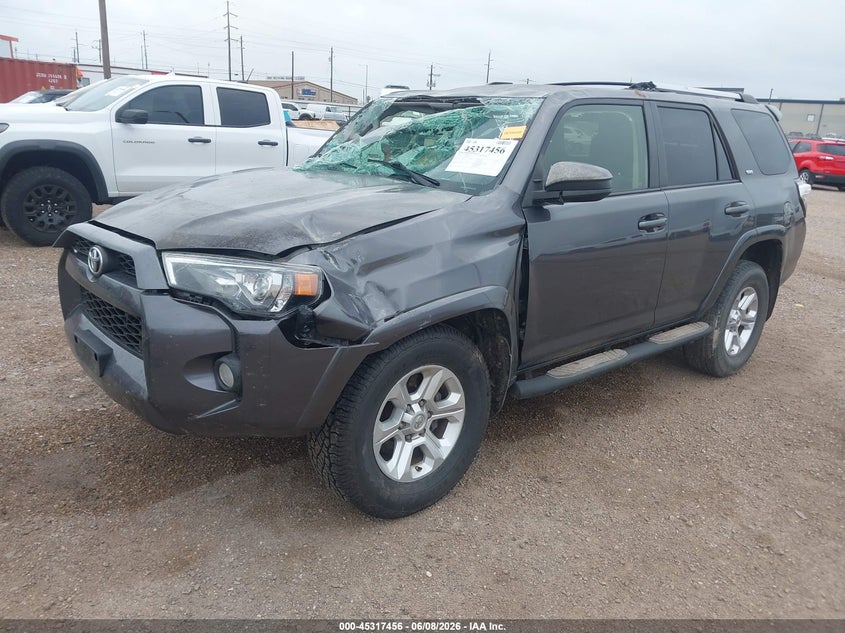 2019 Toyota 4runner VIN JTEZU5JR3K5195440 IAAI salvage auction — ROLLOVER, Salvage (Texas), sold $4,750 on 2026-07-30 (photo 2)