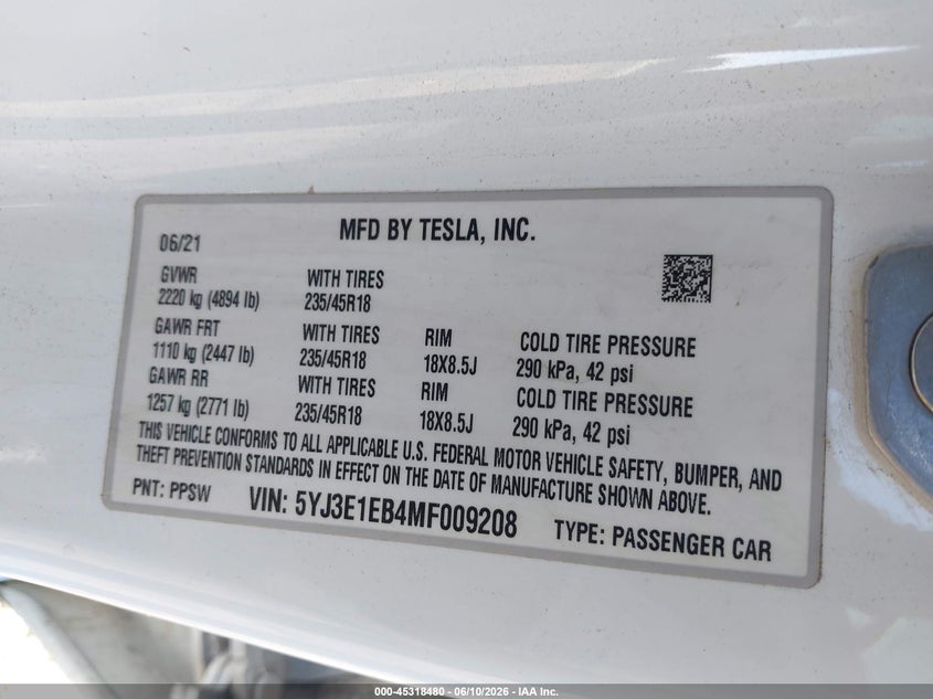 2021 Tesla Model 3 VIN 5YJ3E1EB4MF009208 IAAI salvage auction — SIDE, Salvage Title, sold $5,100 on 2026-07-28 (photo 9)