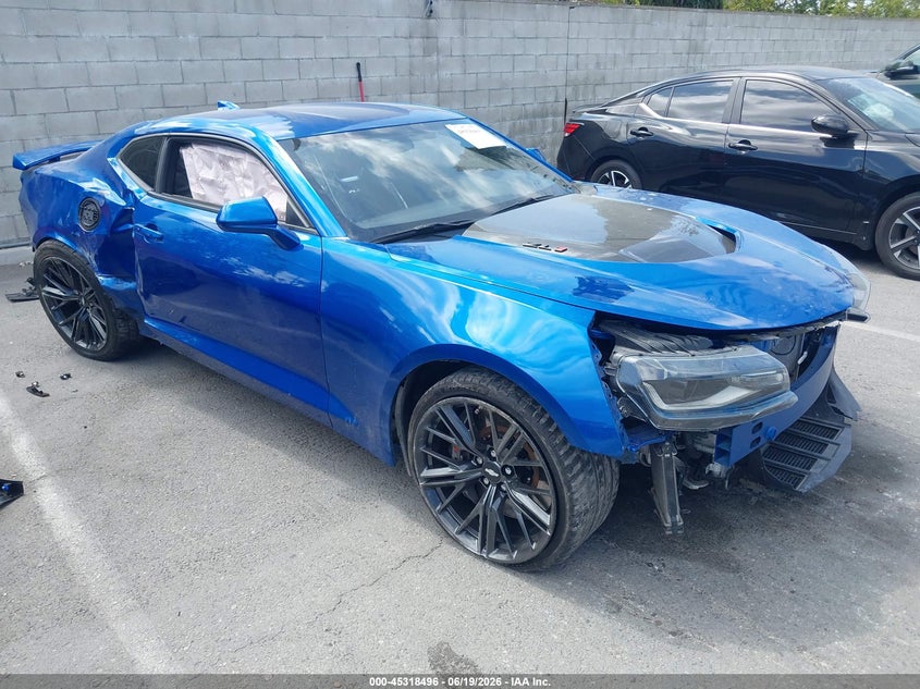 2017 Chevrolet Camaro VIN 1G1FK1R62H0190678 IAAI salvage auction — FRONT & REAR, Salvage (California), sold $15,800 on 2026-07-30 (photo 1)