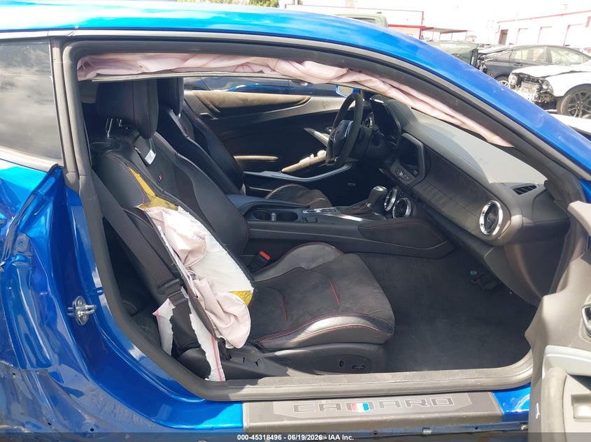 2017 Chevrolet Camaro VIN 1G1FK1R62H0190678 IAAI salvage auction — FRONT & REAR, Salvage (California), sold $15,800 on 2026-07-30 (photo 5)