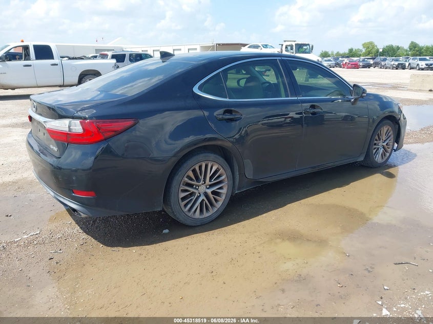 2016 Lexus ES VIN JTHBK1GG4G2211727 IAAI salvage auction — HAIL, Salvage Title, sold $6,875 on 2026-07-29 (photo 4)