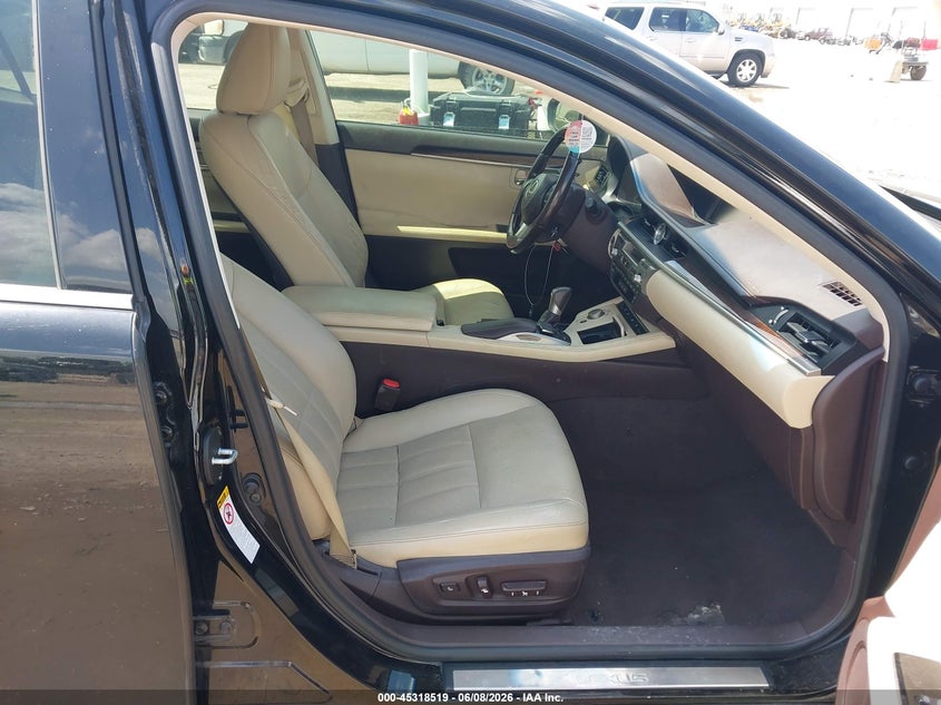 2016 Lexus ES VIN JTHBK1GG4G2211727 IAAI salvage auction — HAIL, Salvage Title, sold $6,875 on 2026-07-29 (photo 5)