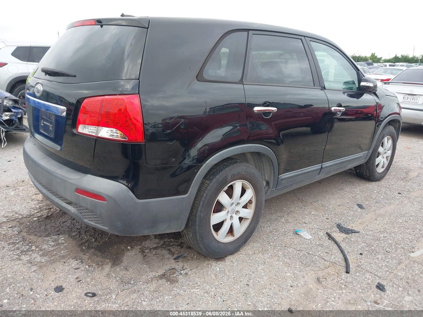 2011 Kia Sorento VIN 5XYKT3A17BG024589 IAAI salvage auction — NORMAL WEAR, Original (Texas), sold $1,025 on 2026-07-08 (photo 4)