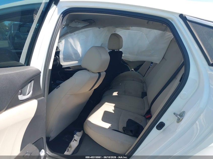 2016 Honda Civic VIN 19XFC2F54GE202115 IAAI salvage auction — REAR END, Salvage Title, sold $2,475 on 2026-07-10 (photo 8)