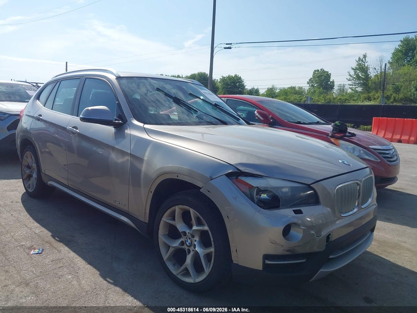 2014 BMW X1 VIN WBAVL1C55EVY13738 IAAI salvage auction — RIGHT FRONT, Salvage Title, sold $275 on 2026-07-07 (photo 1)
