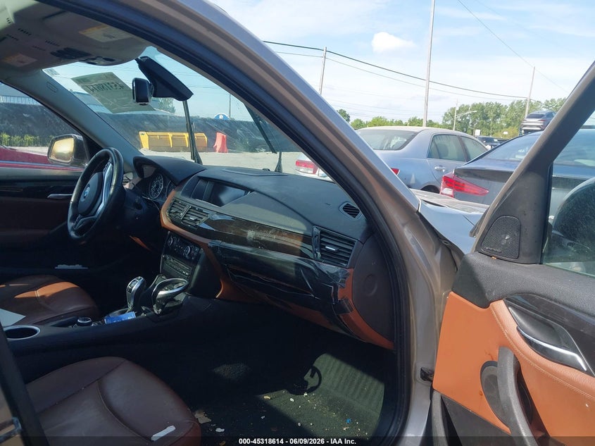 2014 BMW X1 VIN WBAVL1C55EVY13738 IAAI salvage auction — RIGHT FRONT, Salvage Title, sold $275 on 2026-07-07 (photo 5)