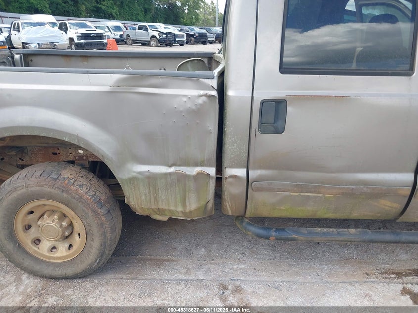 2002 Ford F-250 VIN 1FTNW20F12EA88471 IAAI salvage auction — LEFT & RIGHT, Original (Texas), sold $1,275 on 2026-07-09 (photo 6)