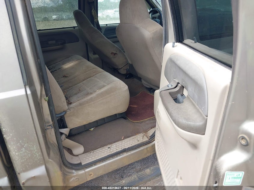 2002 Ford F-250 VIN 1FTNW20F12EA88471 IAAI salvage auction — LEFT & RIGHT, Original (Texas), sold $1,275 on 2026-07-09 (photo 8)