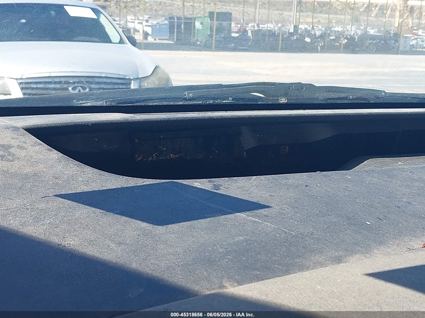 2007 Toyota Prius VIN JTDKB20U677550225 IAAI salvage auction — RIGHT FRONT, Clear - Dealer Only (California), sold $575 on 2026-07-22 (photo 7)