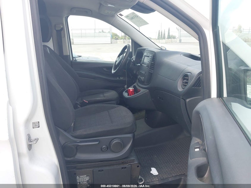 2016 Mercedes-benz Metris VIN WD3PG2EA6G3171605 IAAI salvage auction — RIGHT REAR, Salvage Title, sold $2,650 on 2026-07-11 (photo 5)