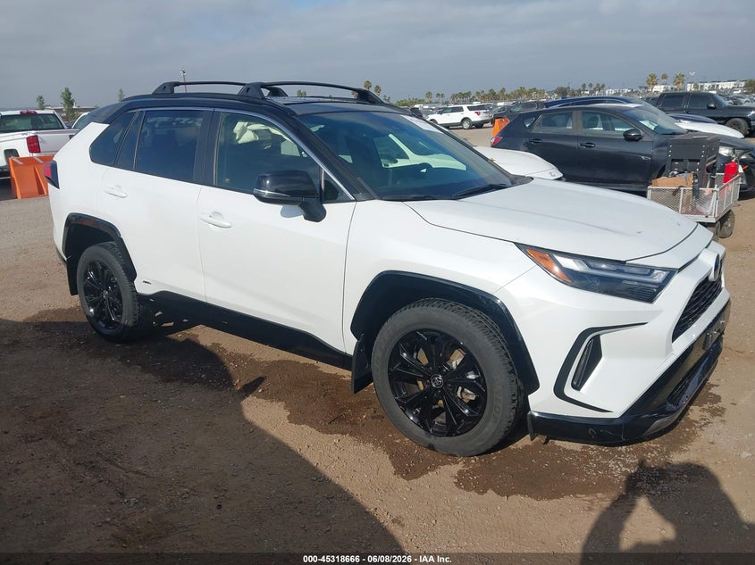 2024 Toyota Rav 4 VIN JTME6RFV3RD564971 IAAI salvage auction — LEFT FRONT, Salvage Title, sold $20,050 on 2026-07-20 (photo 1)