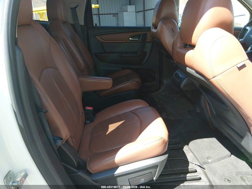 2015 Chevrolet Traverse VIN 1GNKVHKD0FJ137572 IAAI salvage auction — FRONT END, Salvage Title, sold $1,150 on 2026-07-24 (photo 8)