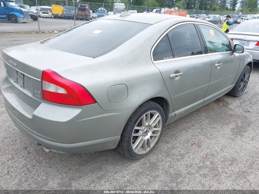 2007 Volvo S80 VIN YV1AH852171033965 IAAI salvage auction — NORMAL WEAR, Clear (Washington), sold $400 on 2026-07-15 (photo 4)