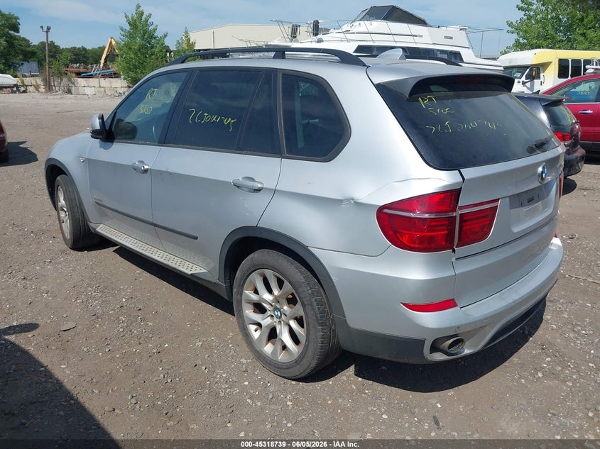 2011 BMW X5 VIN 5UXZV4C51BL414072 IAAI salvage auction — FRONT & REAR, Bill Of Sale (New York), sold $475 on 2026-07-07 (photo 3)