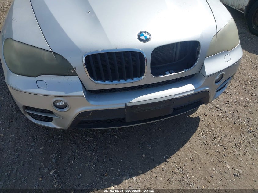 2011 BMW X5 VIN 5UXZV4C51BL414072 IAAI salvage auction — FRONT & REAR, Bill Of Sale (New York), sold $475 on 2026-07-07 (photo 6)