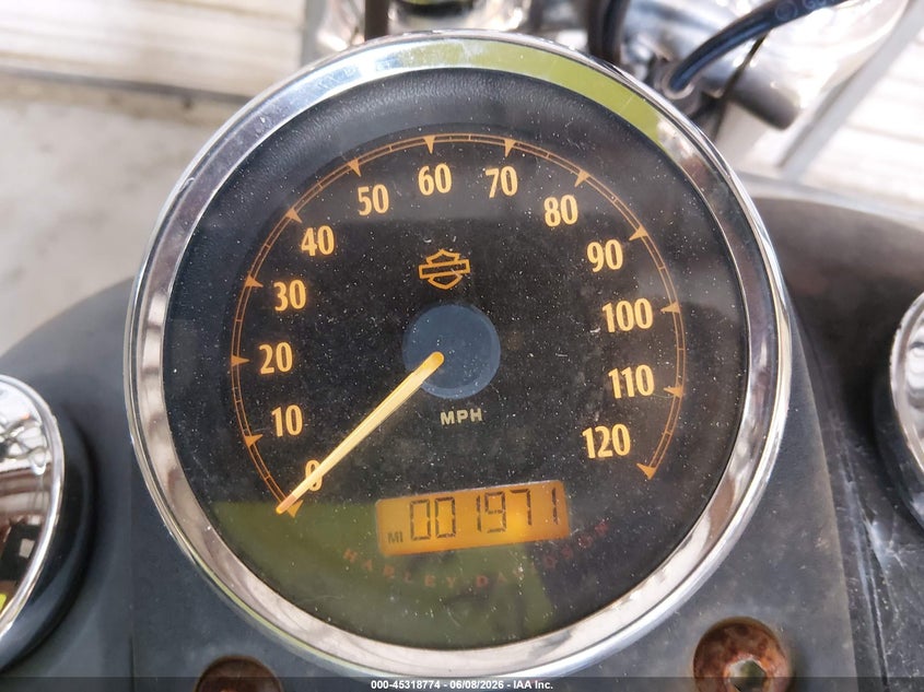 2012 Harley-davidson Street bob VIN 1HD1GX413CC336089 IAAI salvage auction — NORMAL WEAR, Salvage Title, sold $1,050 on 2026-09-07 (photo 7)