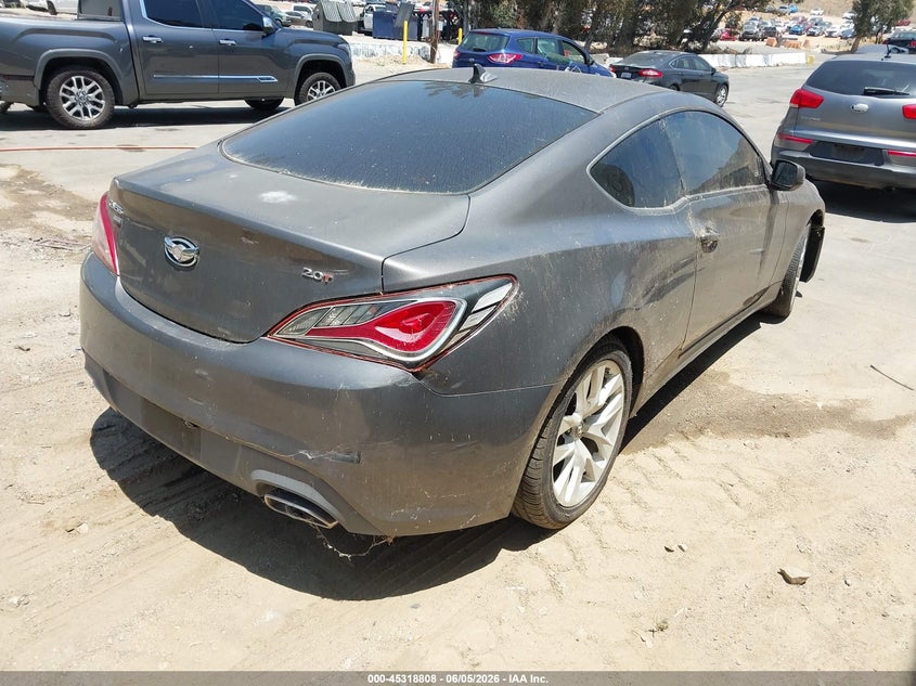 2013 Hyundai Genesis VIN KMHHT6KD9DU080972 IAAI salvage auction — NORMAL WEAR, Salvage Title - Dealer (California), sold $600 on 2026-07-14 (photo 4)