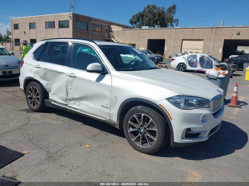 2016 BMW X5 VIN 5UXKS4C51G0N14238 IAAI salvage auction — RIGHT SIDE, Salvage Title, sold $7,725 on 2026-07-06 (photo 1)
