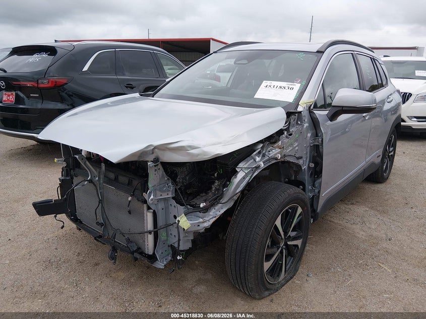 2024 Toyota Corolla cross VIN 7MUFBABG6RV024369 IAAI salvage auction — FRONT END, Salvage Title, sold $10,800 on 2026-07-12 (photo 6)