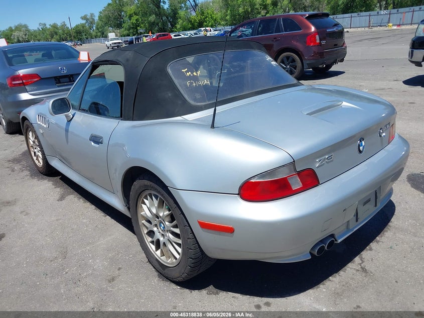 2000 BMW Z3 VIN WBACH3343YLF71904 IAAI salvage auction — FRONT & REAR, Clear (Utah), sold $850 on 2026-07-23 (photo 3)