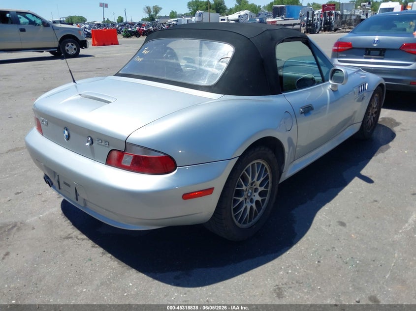 2000 BMW Z3 VIN WBACH3343YLF71904 IAAI salvage auction — FRONT & REAR, Clear (Utah), sold $850 on 2026-07-23 (photo 4)
