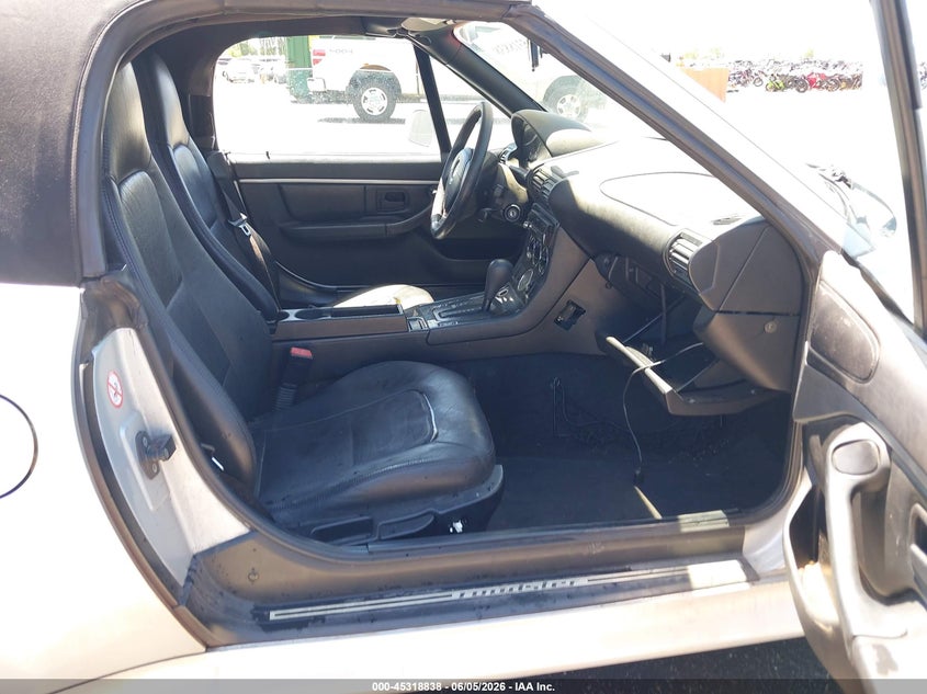 2000 BMW Z3 VIN WBACH3343YLF71904 IAAI salvage auction — FRONT & REAR, Clear (Utah), sold $850 on 2026-07-23 (photo 5)