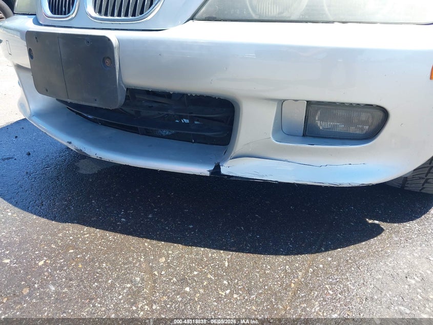 2000 BMW Z3 VIN WBACH3343YLF71904 IAAI salvage auction — FRONT & REAR, Clear (Utah), sold $850 on 2026-07-23 (photo 6)