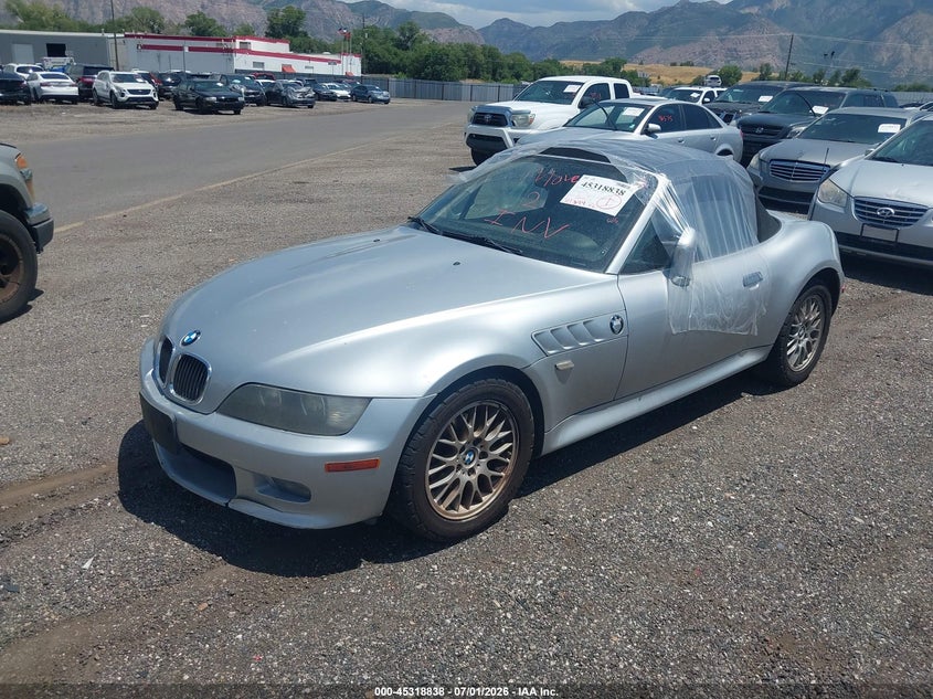 2000 BMW Z3 VIN WBACH3343YLF71904 IAAI salvage auction — FRONT & REAR, Clear (Utah), sold $850 on 2026-07-23 (photo 2)
