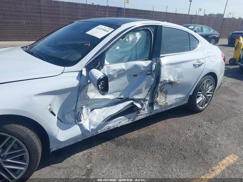 2021 Genesis G70 VIN KMTG34LA2MU067068 IAAI salvage auction — SIDE, Salvage Title, sold $4,600 on 2026-07-23 (photo 6)