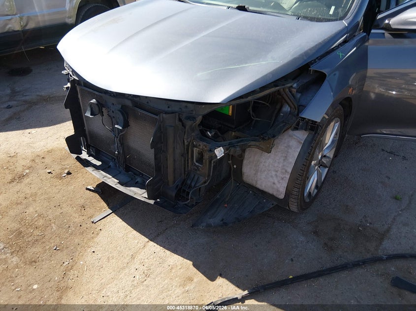 2013 Hyundai Azera VIN KMHFH4JG3DA275122 IAAI salvage auction — FRONT END, Salvage Title, sold $1,250 on 2026-07-09 (photo 6)