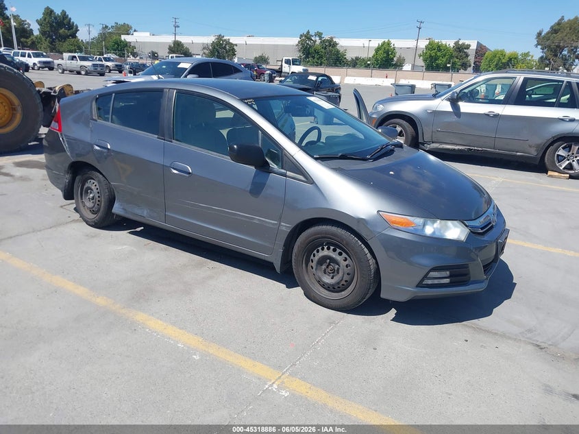 2014 Honda Insight VIN JHMZE2H52ES000418 IAAI salvage auction — SIDE, Salvage (California), sold $350 on 2026-07-29 (photo 1)