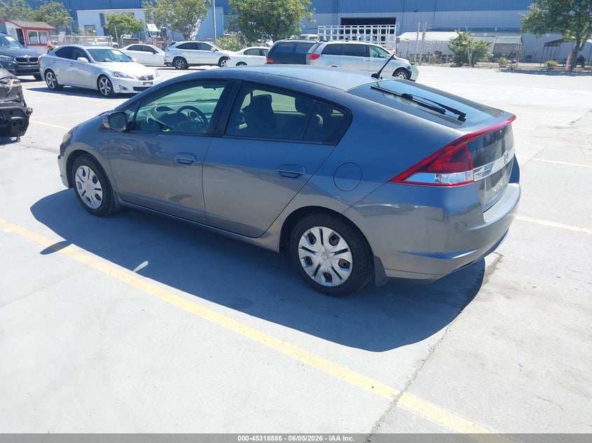 2014 Honda Insight VIN JHMZE2H52ES000418 IAAI salvage auction — SIDE, Salvage (California), sold $350 on 2026-07-29 (photo 3)