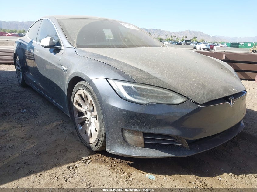 2018 Tesla Model s VIN 5YJSA1E24JF245845 IAAI salvage auction — NORMAL WEAR, Clear (Arizona), sold $2,550 on 2026-07-28 (photo 1)