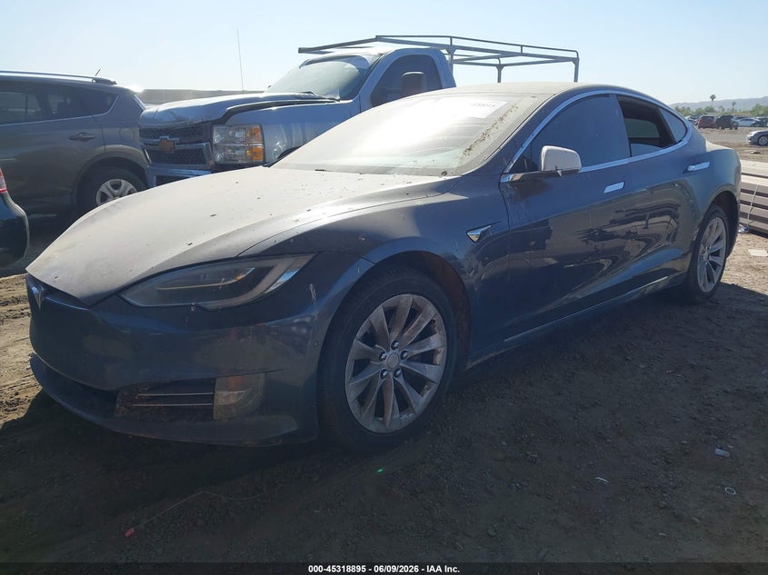 2018 Tesla Model s VIN 5YJSA1E24JF245845 IAAI salvage auction — NORMAL WEAR, Clear (Arizona), sold $2,550 on 2026-07-28 (photo 2)