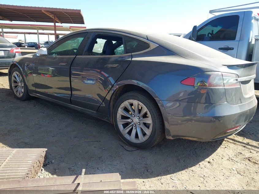 2018 Tesla Model s VIN 5YJSA1E24JF245845 IAAI salvage auction — NORMAL WEAR, Clear (Arizona), sold $2,550 on 2026-07-28 (photo 3)
