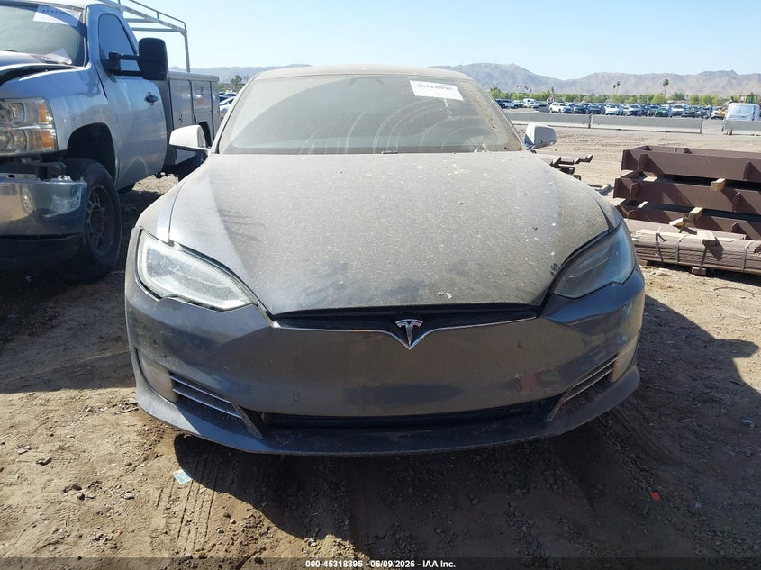 2018 Tesla Model s VIN 5YJSA1E24JF245845 IAAI salvage auction — NORMAL WEAR, Clear (Arizona), sold $2,550 on 2026-07-28 (photo 6)
