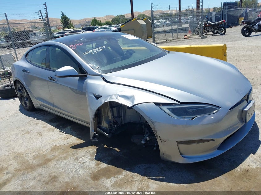 2026 Tesla Model s VIN 5YJSA1E5XTF552353 — IAAI salvage auction photo