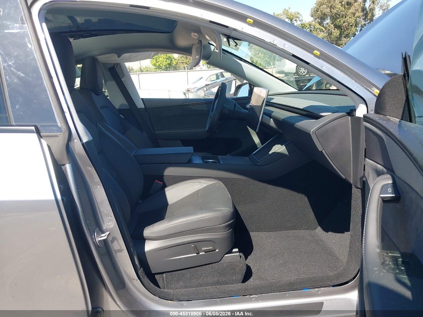 2026 Tesla Model y VIN 7SAYGDEE3TF544558 IAAI salvage auction — LEFT FRONT, Salvage Title, sold $16,950 on 2026-07-20 (photo 5)