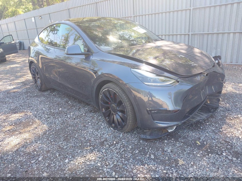 2021 Tesla Model y VIN 5YJYGDEF5MF121536 IAAI salvage auction — FRONT END, Salvage Title, sold $13,900 on 2026-07-15 (photo 1)
