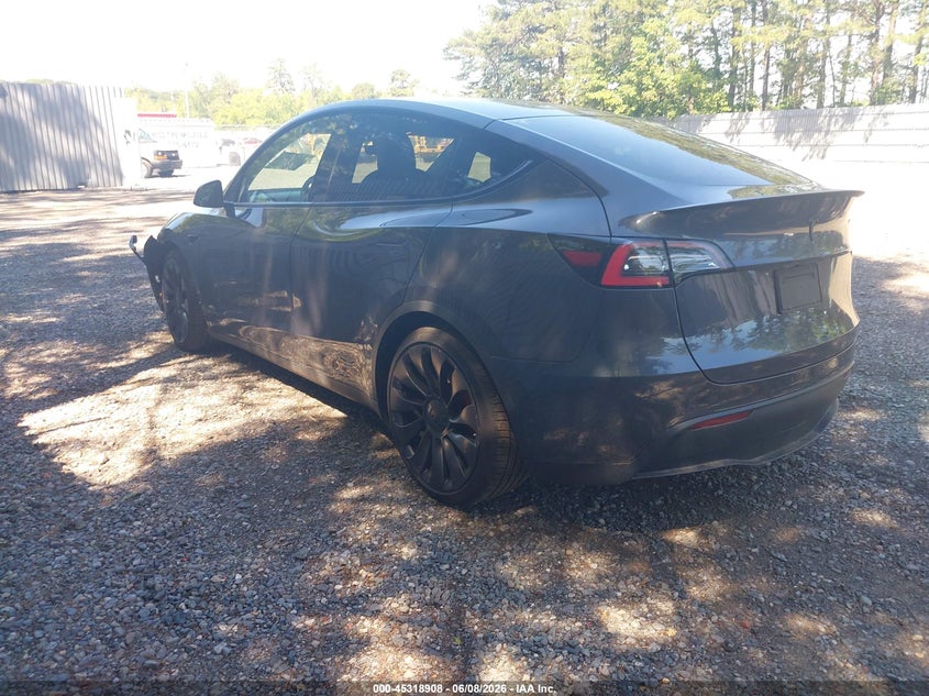 2021 Tesla Model y VIN 5YJYGDEF5MF121536 IAAI salvage auction — FRONT END, Salvage Title, sold $13,900 on 2026-07-15 (photo 3)