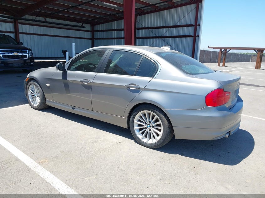 2009 BMW 3 series VIN WBAPM77579NL88483 IAAI salvage auction — NORMAL WEAR, Clear - Dealer Only (California), sold $700 on 2026-07-21 (photo 3)