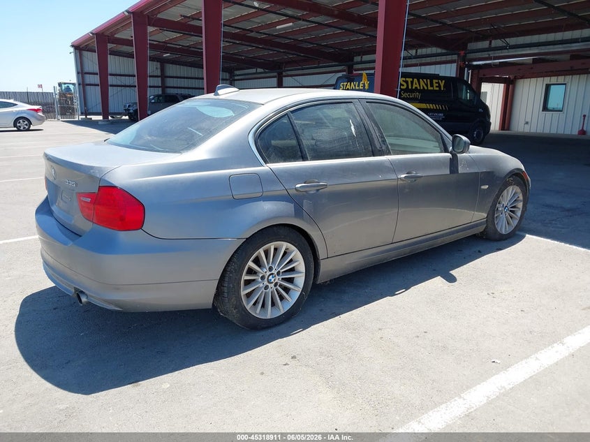 2009 BMW 3 series VIN WBAPM77579NL88483 IAAI salvage auction — NORMAL WEAR, Clear - Dealer Only (California), sold $700 on 2026-07-21 (photo 4)
